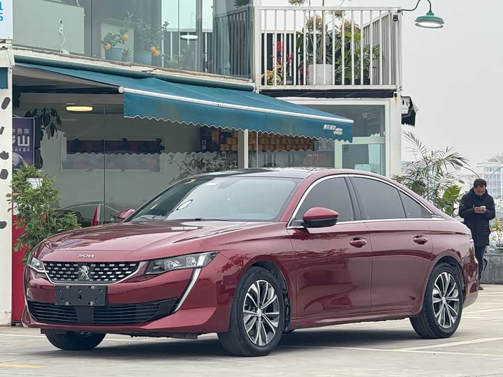 Фото 1 - Peugeot 508