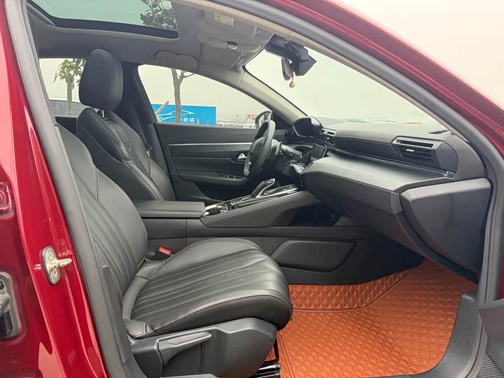 Фото 9 - Peugeot 508