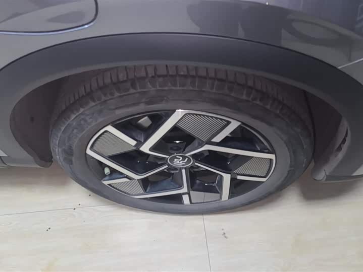 Фото 6 - BYD Yuan Plus