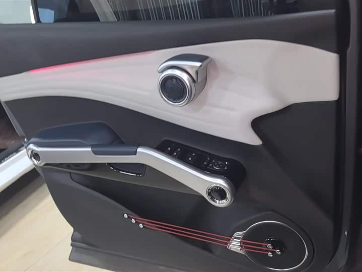 Фото 7 - BYD Yuan Plus