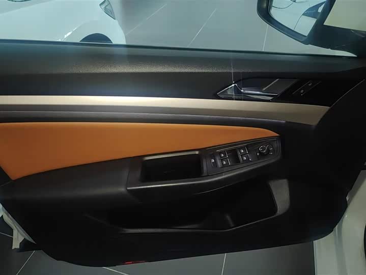 Фото 7 - Volkswagen Bora