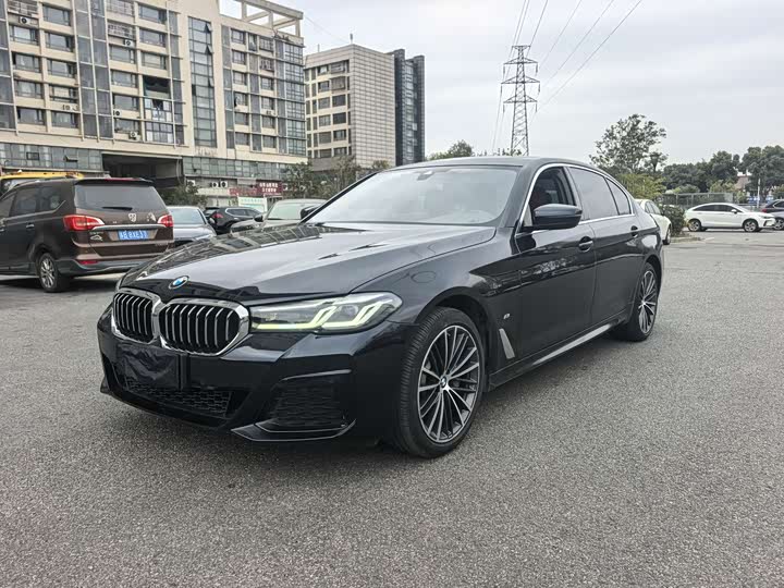 Фото 1 - BMW 5 Series