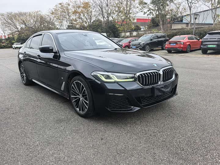 Фото 3 - BMW 5 Series