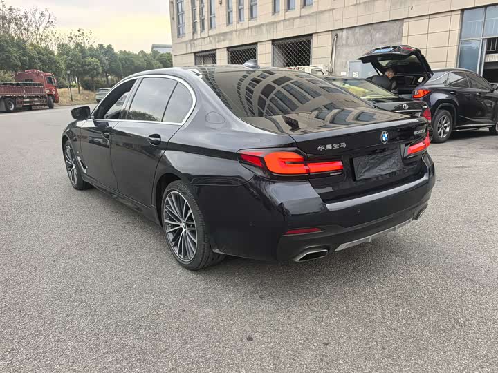 Фото 4 - BMW 5 Series