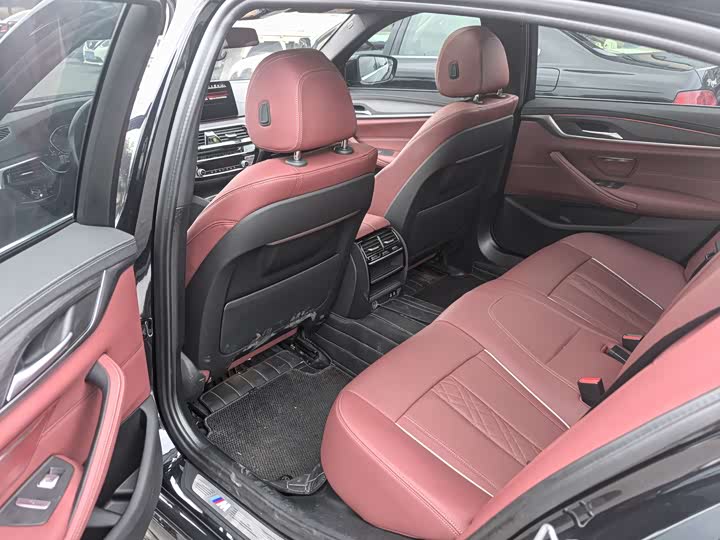 Фото 9 - BMW 5 Series