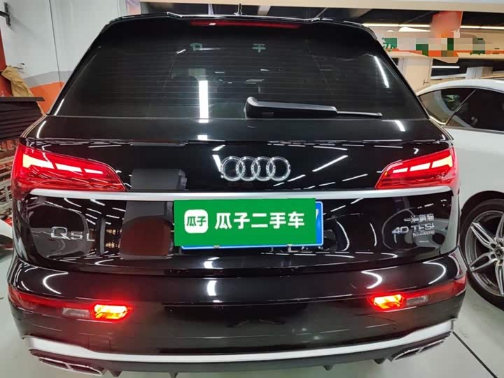 Фото 6 - Audi Q5L