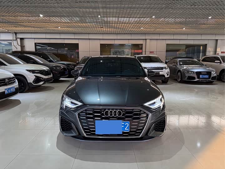 Фото 2 - Audi A3