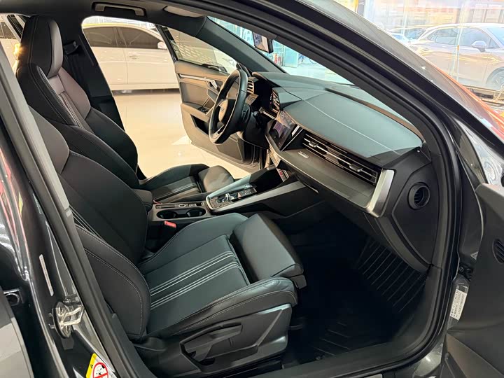 Фото 9 - Audi A3