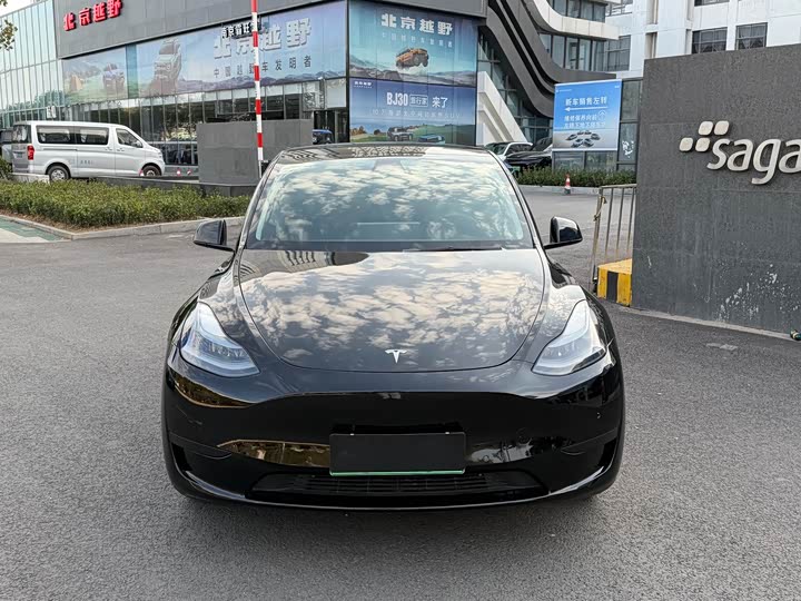 Фото 2 - Tesla Model Y