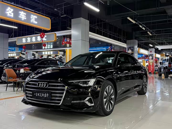 Фото 1 - Audi A6L