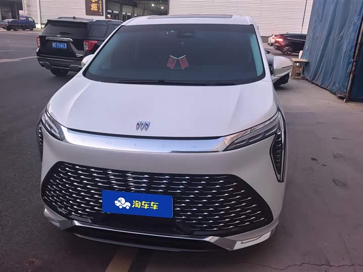 Фото 2 - Buick GL8 Century