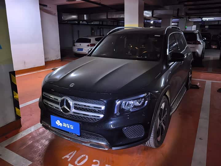 Фото 1 - Mercedes-Benz GLB-Class