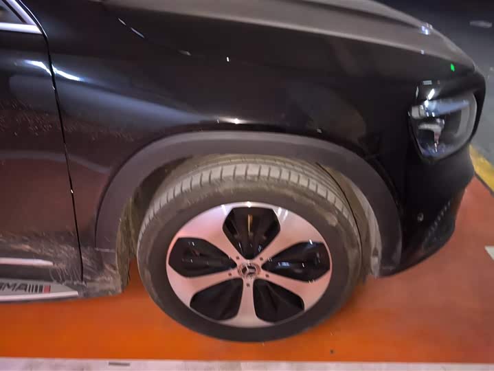 Фото 6 - Mercedes-Benz GLB-Class