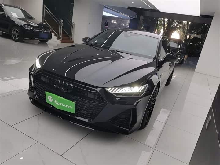 Фото 2 - Audi A7L