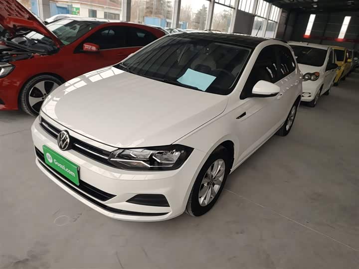 Фото 2 - Volkswagen Polo