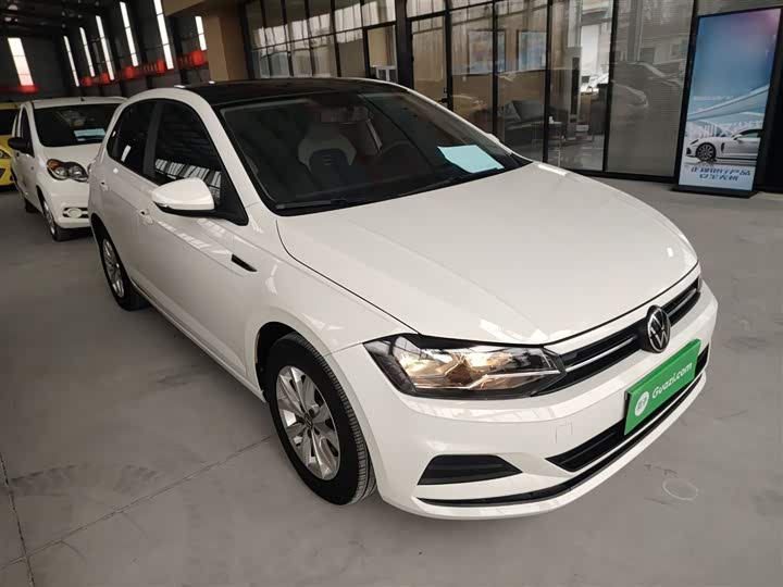 Фото 4 - Volkswagen Polo