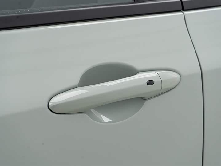 Фото 7 - Ford Equator Sport Hybrid