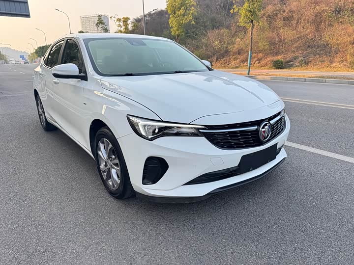 Фото 3 - Buick Verano