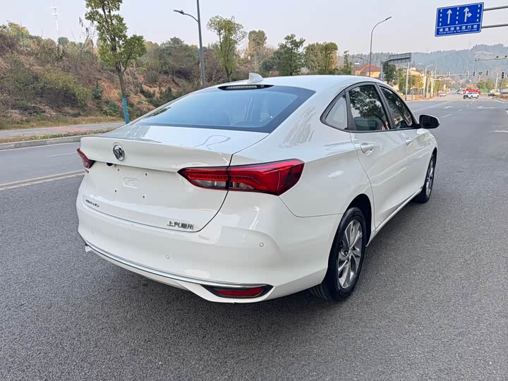 Фото 4 - Buick Verano