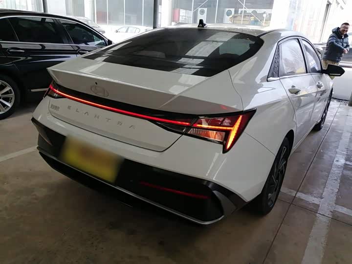 Фото 7 - Hyundai Elantra N line