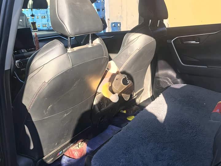 Фото 5 - Toyota Wildlander