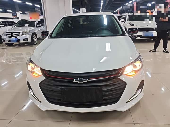 Фото 3 - Chevrolet Onix (Cavalier)