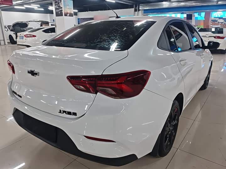 Фото 7 - Chevrolet Onix (Cavalier)