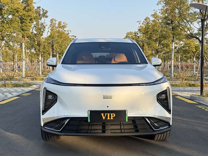 Фото 1 - Geely Galaxy L7