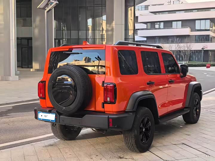 Фото 7 - Tank 300