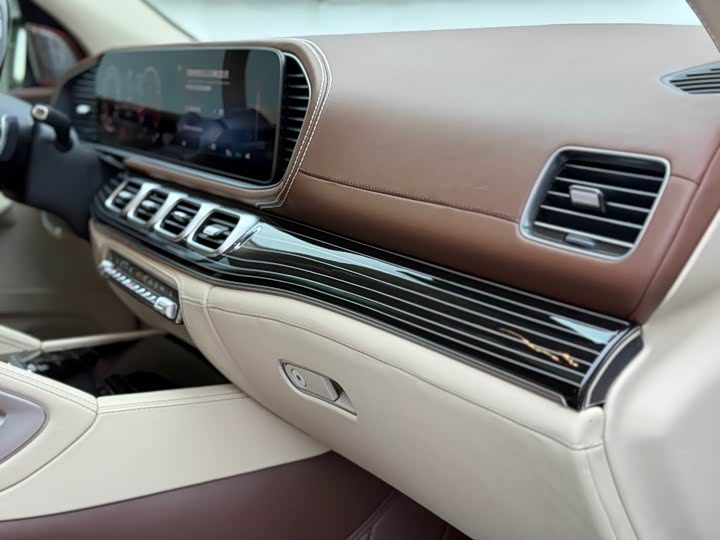 Фото 6 - Mercedes-Benz GLS-Class