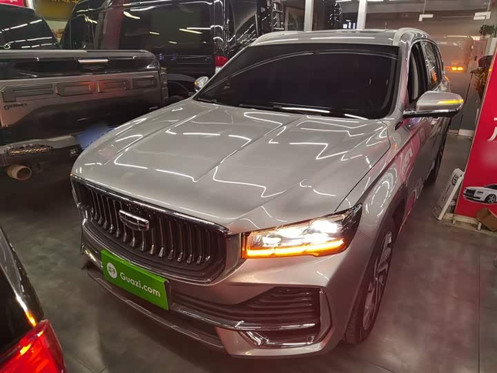 Фото 3 - Geely Monjaro