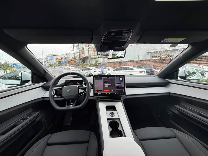 Фото 6 - Polestar 4