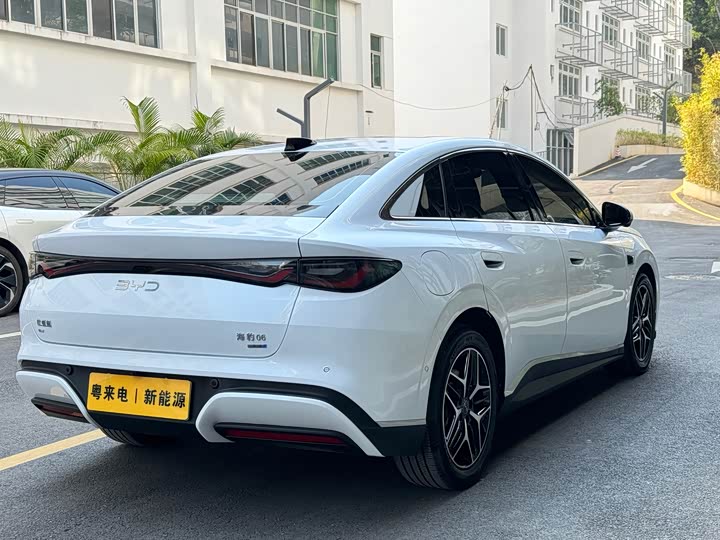 Фото 7 - BYD Seal 06 Hybrid/EV