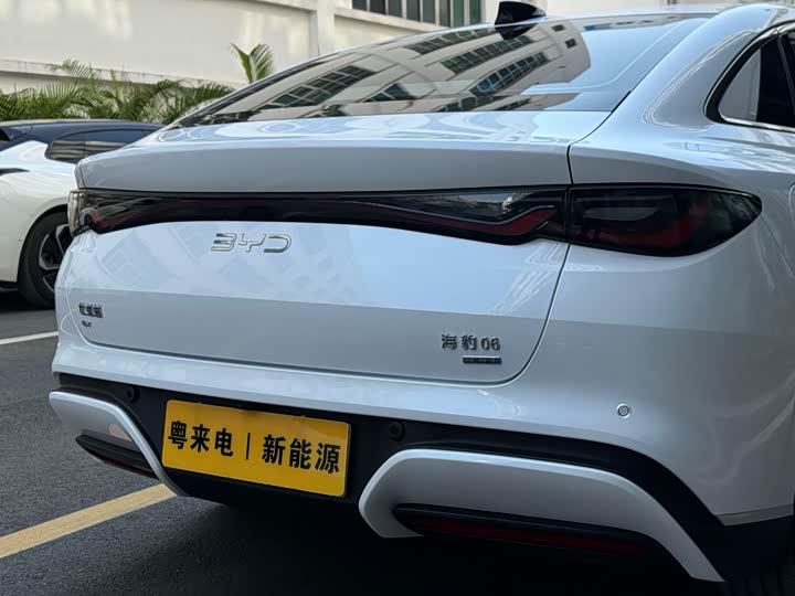 Фото 8 - BYD Seal 06 Hybrid/EV