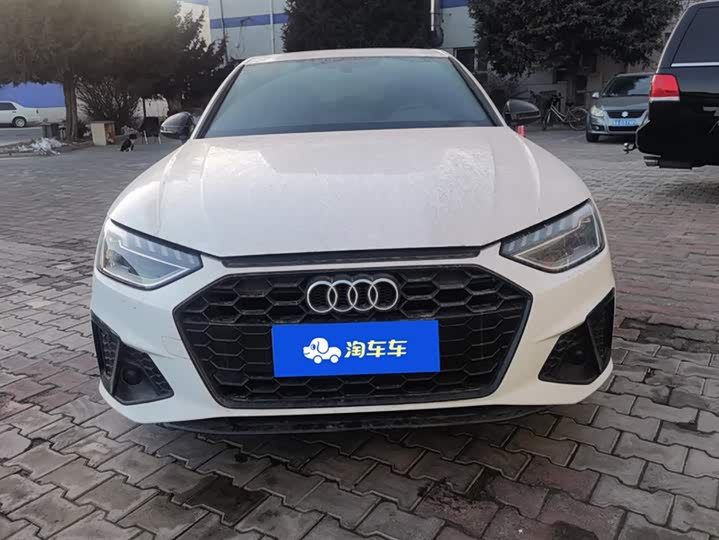 Фото 2 - Audi A4L