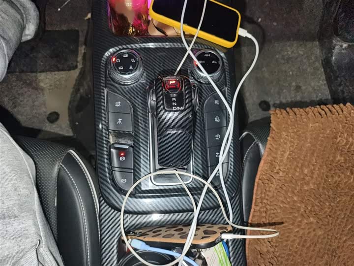 Фото 7 - Tank 300