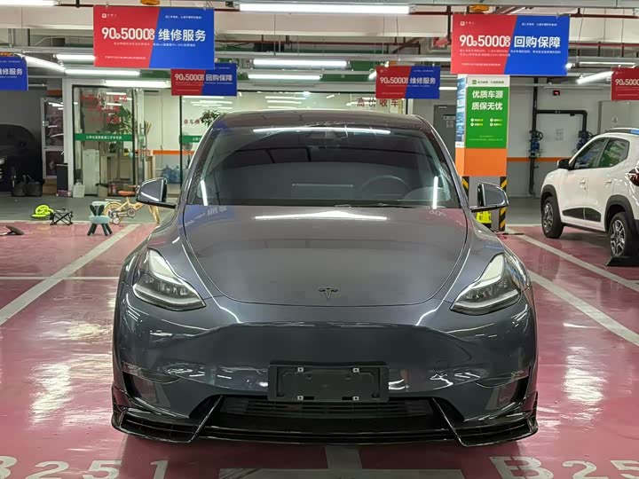 Фото 2 - Tesla Model Y