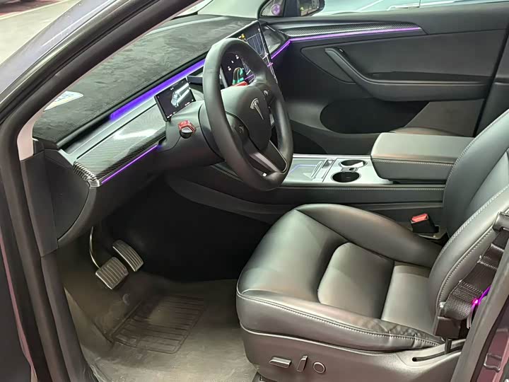 Фото 4 - Tesla Model Y