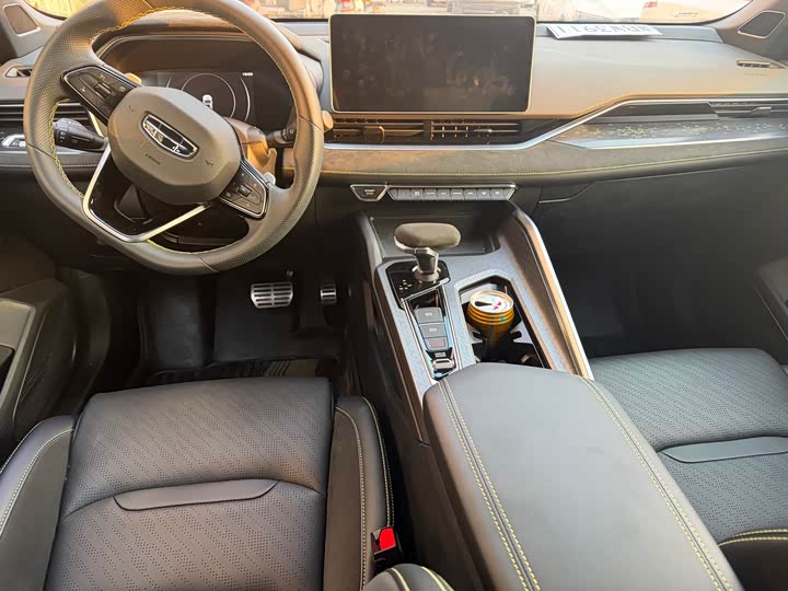 Фото 6 - Geely Preface