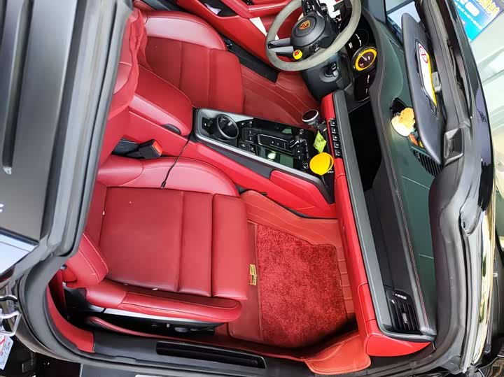 Фото 9 - Porsche 911