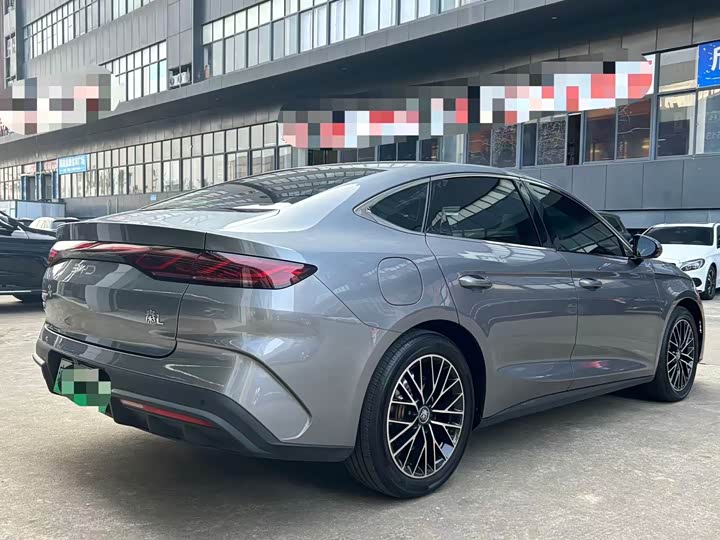 Фото 9 - BYD Qin L