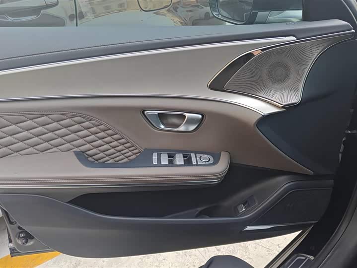 Фото 7 - BYD Han