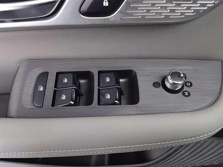 Фото 9 - Dongfeng Aeolus Haoji