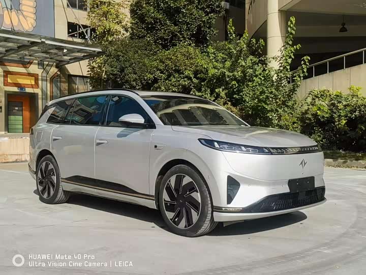 Фото 3 - Dongfeng Yipai eπ 008