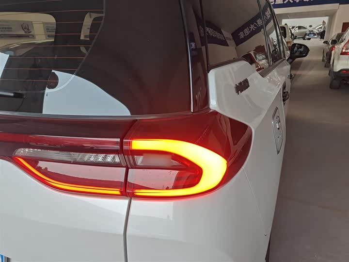 Фото 8 - GAC Trumpchi M6