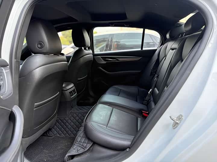 Фото 6 - Cadillac CT5