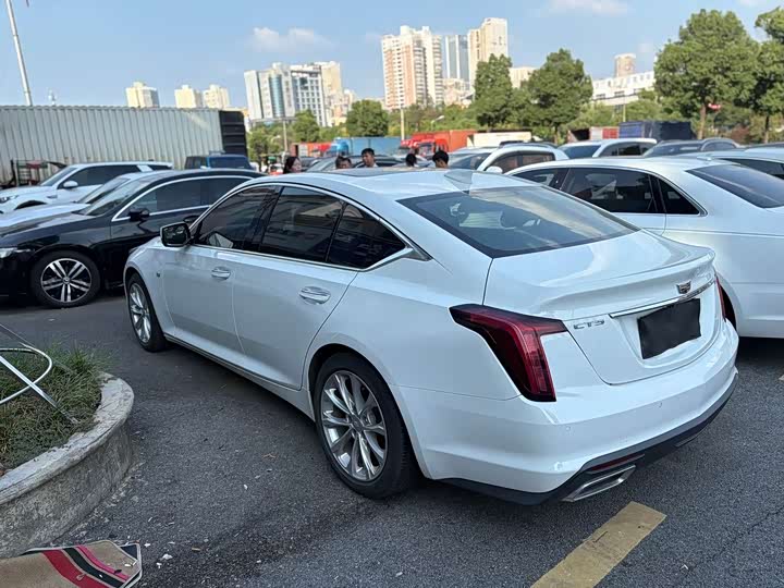 Фото 9 - Cadillac CT5