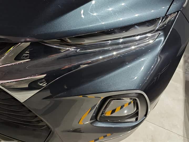 Фото 5 - Chevrolet Blazer