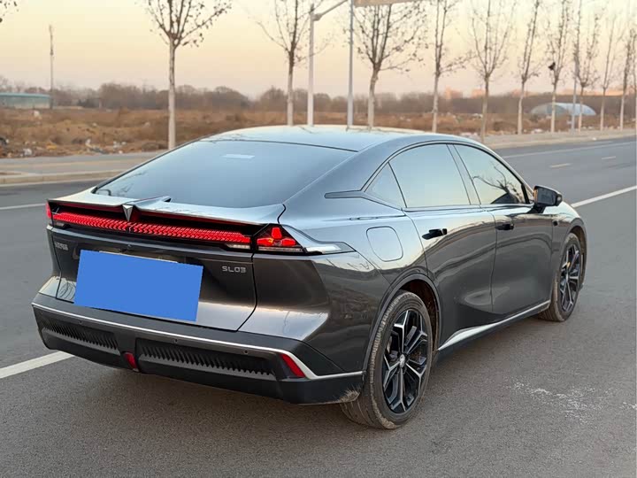 Фото 4 - Changan Deepal SL03