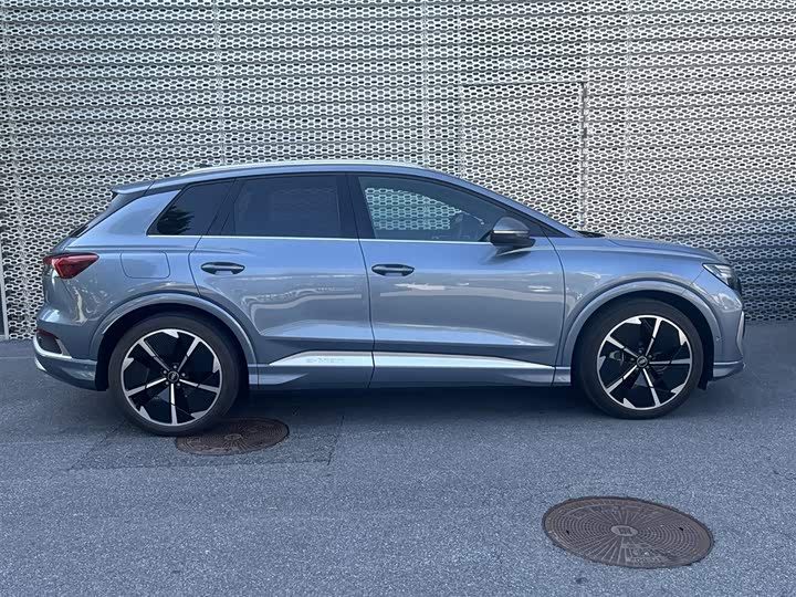 Фото 3 - Audi Q4 e-tron